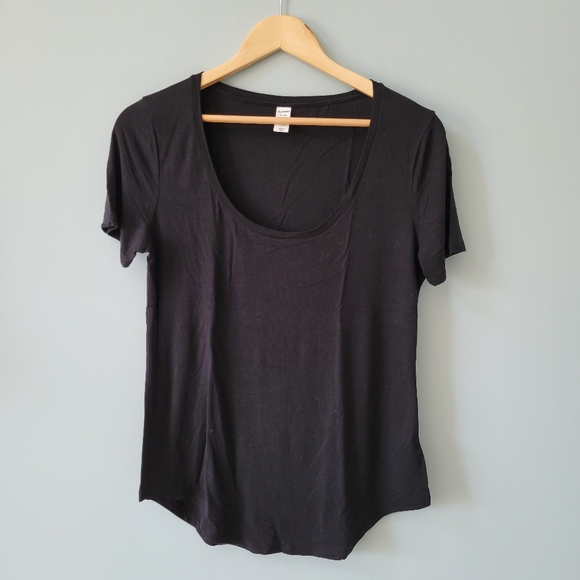 Old Navy luxe oversized tshirt with scoop neck - Picture 1 of 4